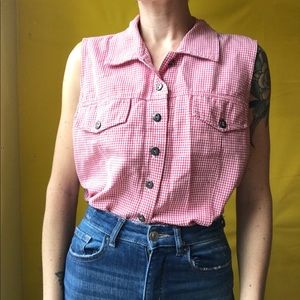90s Red & White Gingham Sleeveless Button Up Vtg